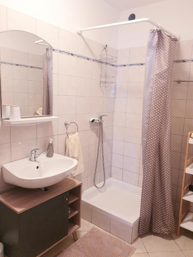 Sali Modern Seaview Apartment Bilik gambar