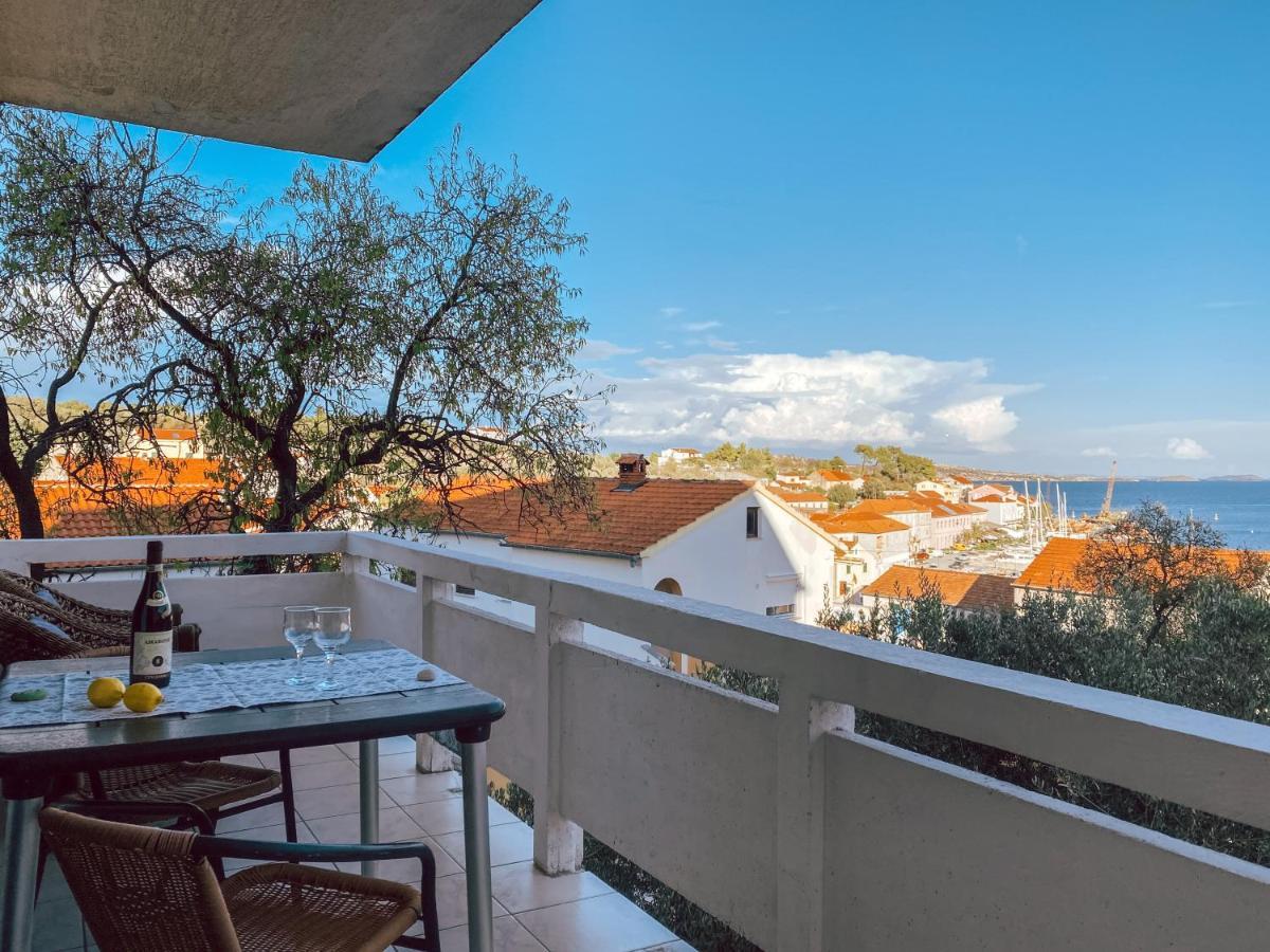 Sali Modern Seaview Apartment Luaran gambar