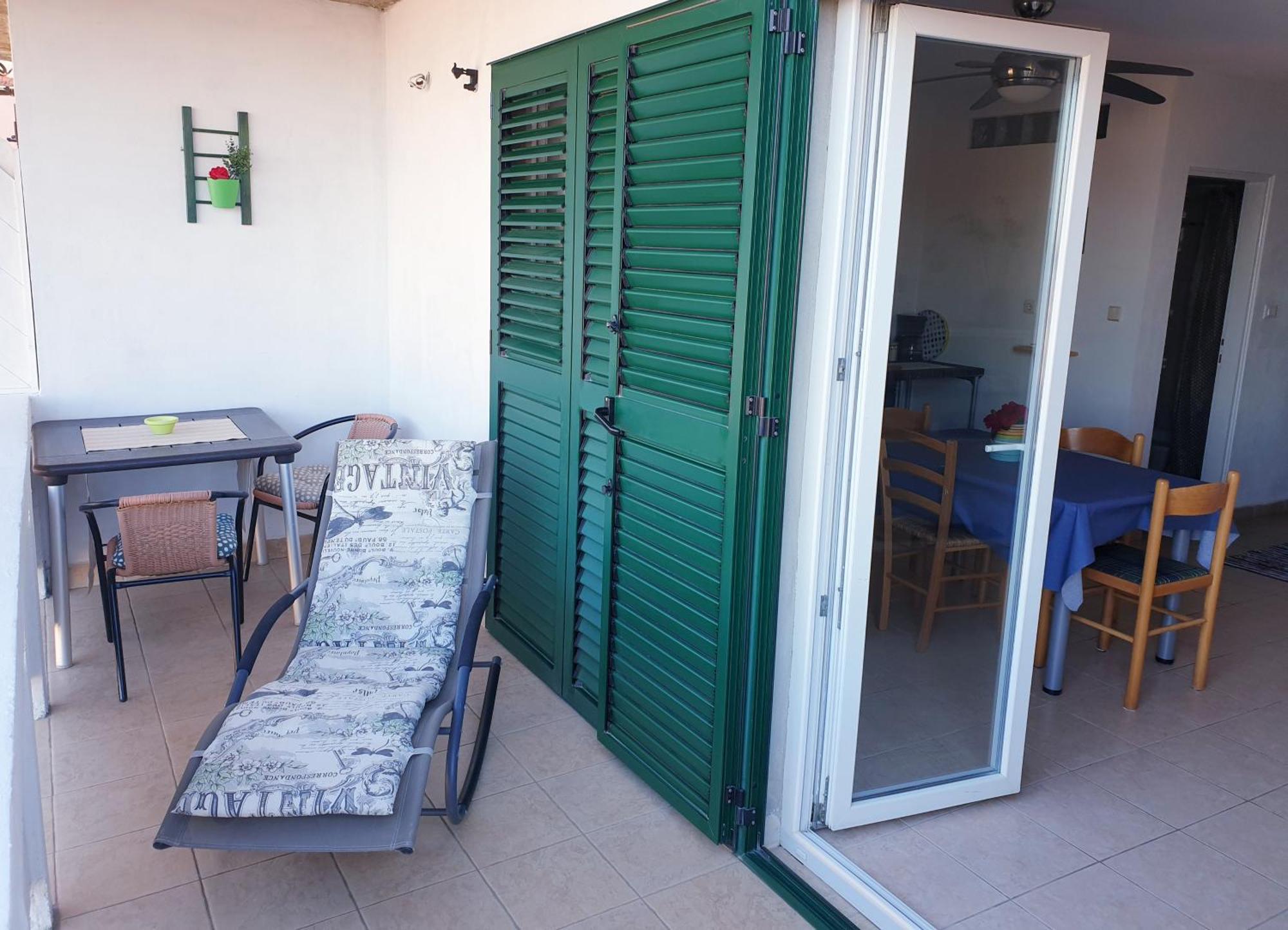 Sali Modern Seaview Apartment Luaran gambar