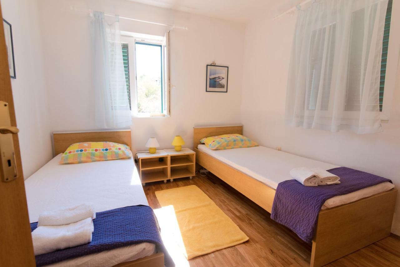 Sali Modern Seaview Apartment Luaran gambar